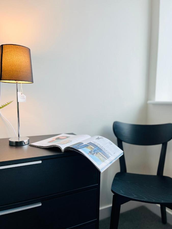 Fabulous One Bedroom Apartment Near Old Trafford Stadium Манчестер Екстер'єр фото